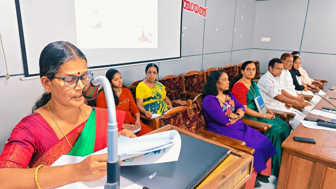 മാലൂർ പഞ്ചായത്ത് ഭരണസമിതി ആദ്യ ബജറ്റ് അവതരിപ്പിച്ചു.