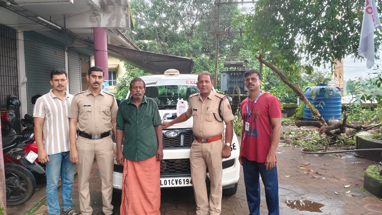 ഓപ്പറേഷൻ തണ്ടറിൽ ചാരായവുമായി ഒരാൾ പിടിയിൽ