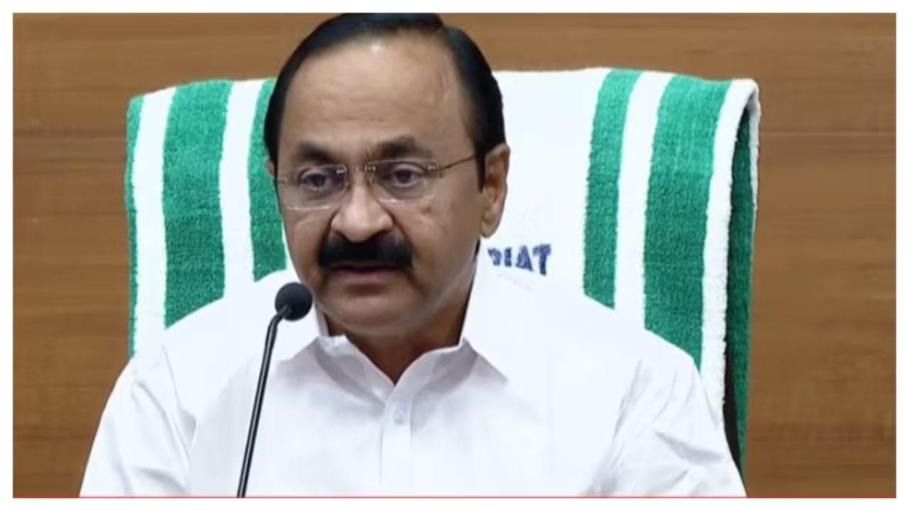 കെഎസ്ആർടിസി ഓർഡിനറി ബസുകളിൽ സ്ത്രീകൾക്ക് സൗജന്യയാത്ര: ജൂൺ 15 മുതൽ