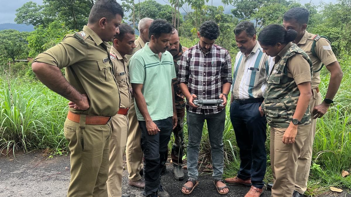 ആറളത്ത് കാട്ടാനകളെ നിരീക്ഷിക്കാൻ ഡ്രോൺ സ്ക്വാഡ് രൂപീകരിച്ചു