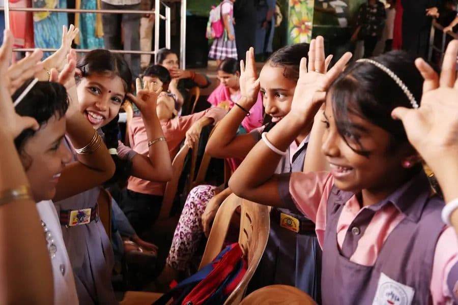 മൂന്ന് ലക്ഷം കുരുന്നുകളെ വരവേറ്റ് ഇന്ന് പ്രവേശനോത്സവം